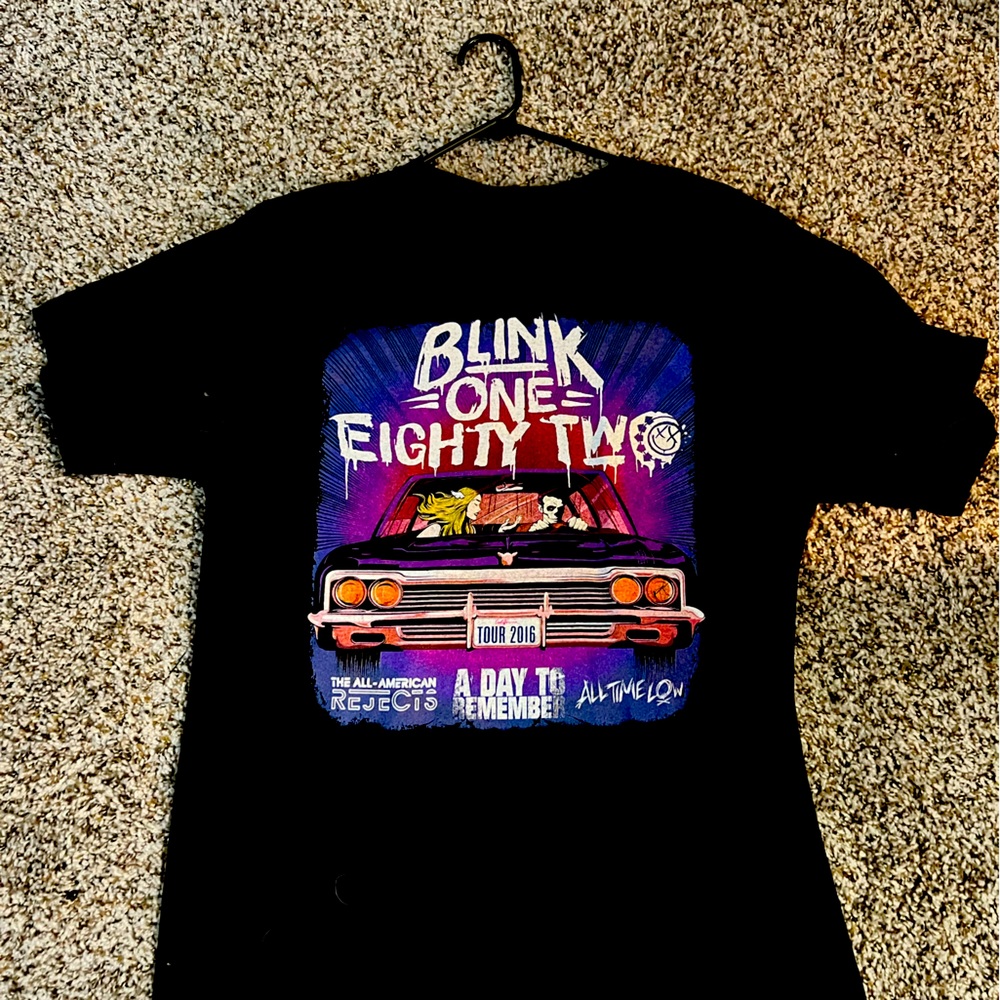 Blink 182 Tour T-Shirt Medium
